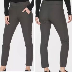 Athleta Stellar Trouser Pant Arbor Olive size 4 Slim taper Pant